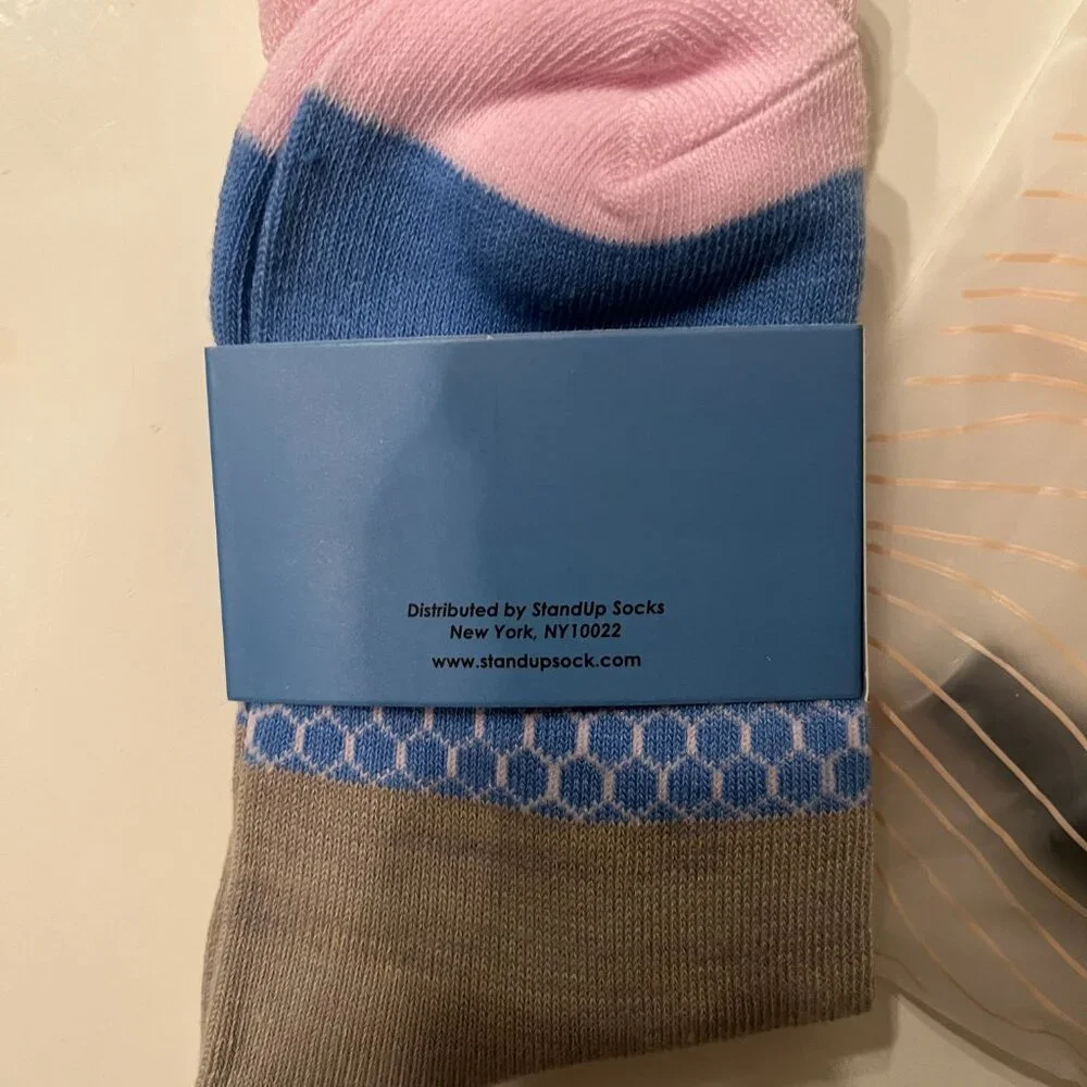 Travel Gift‎ Set Ivy Olivia 9 Piece Refillable Kit and SinglesSwag Fay Socks New